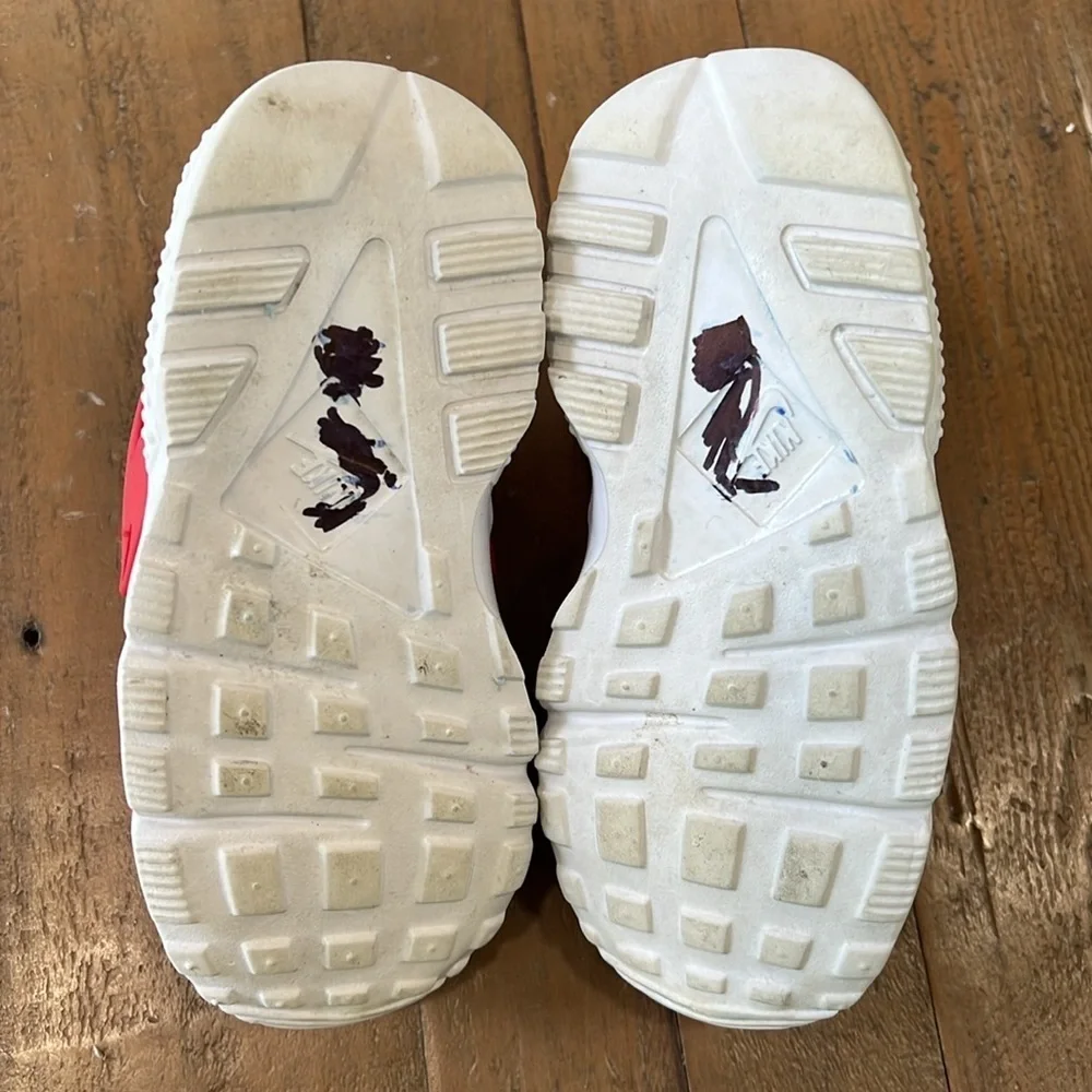 Nike Hurache kids red slip on sneakers